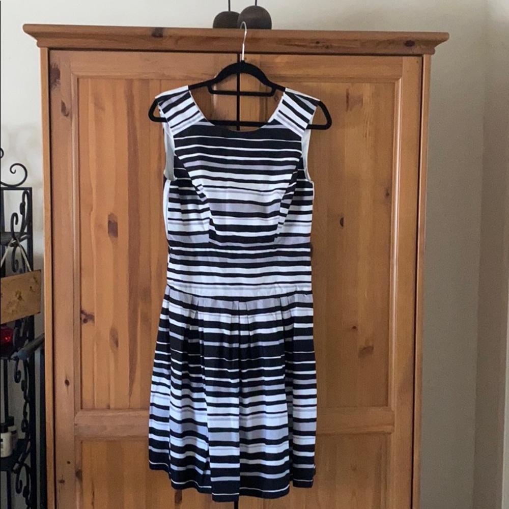 Robbie  Bee black and white striped summer dress